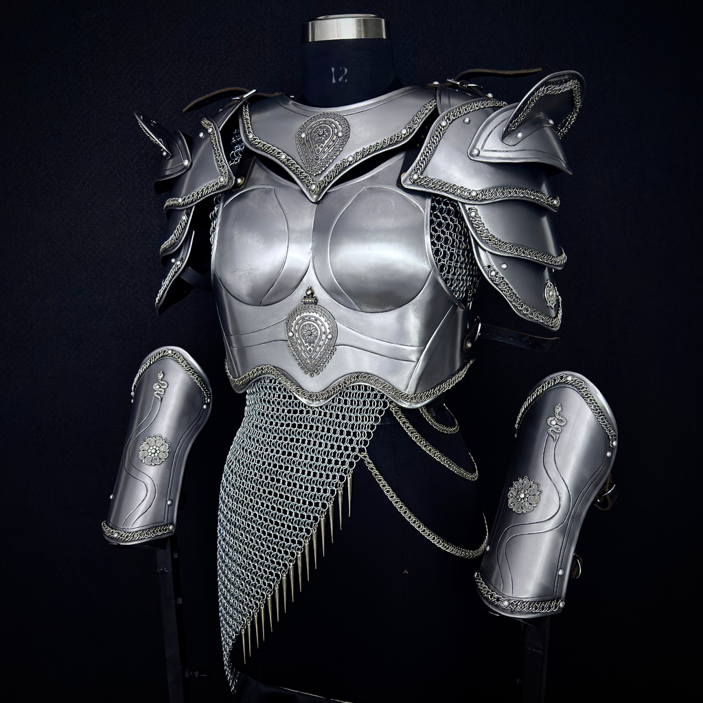 Brave Lady Medieval Steel Armor Set with Chainmail Top – Female Knight Armor Costume, LARP Armor, Renaissance Festival Outfit, Cosplay Warrior Armor, Historical Reenactment Gear.