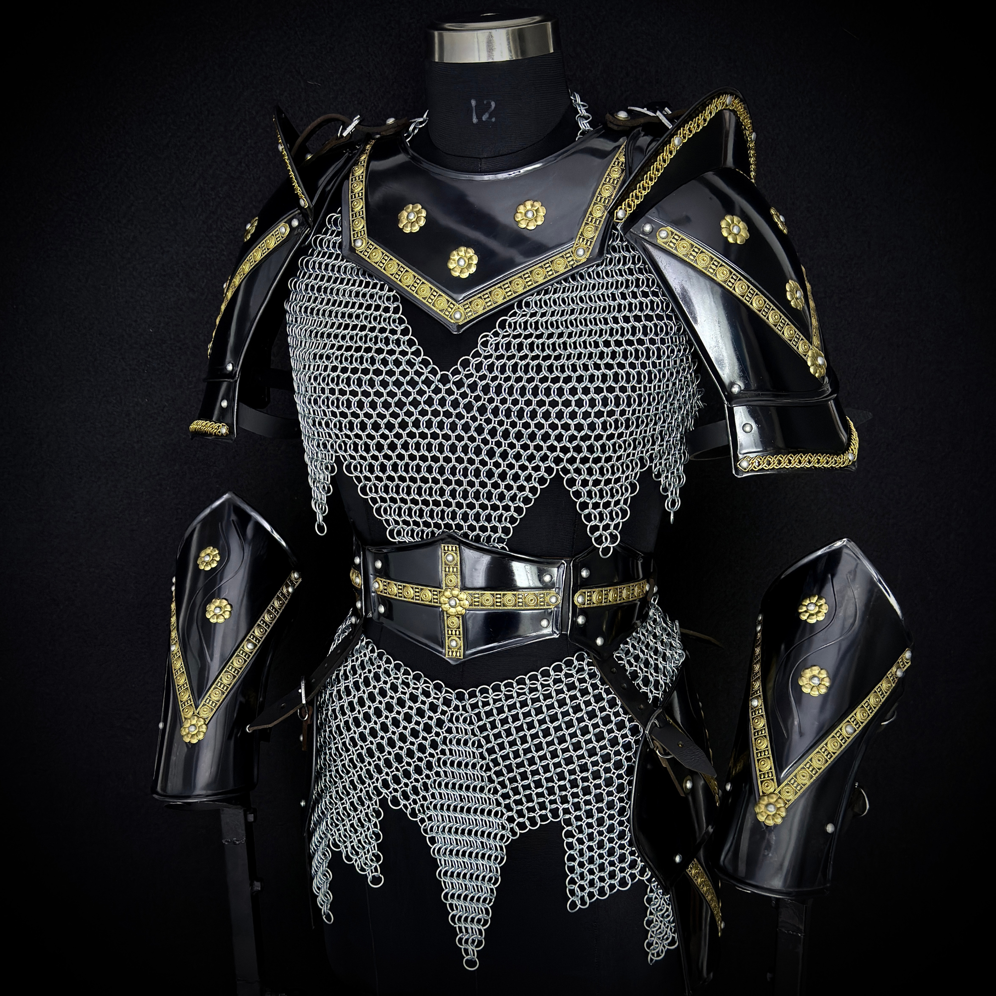 🖤✨ Black & Gold Medieval Knight Armor Set | Full Body Steel Chainmail Suit | Fantasy Warrior Cosplay, LARP & Reenactment Gear ⚔️🛡️