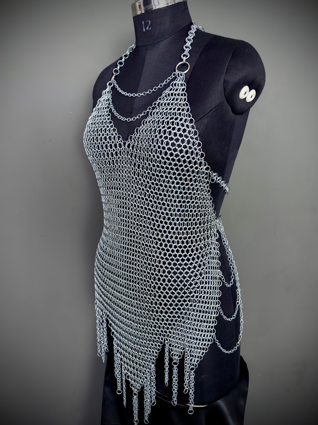 Handmade Medieval Steel Chainmail Top for Women – Authentic Wearable Armor for LARP & Cosplay.