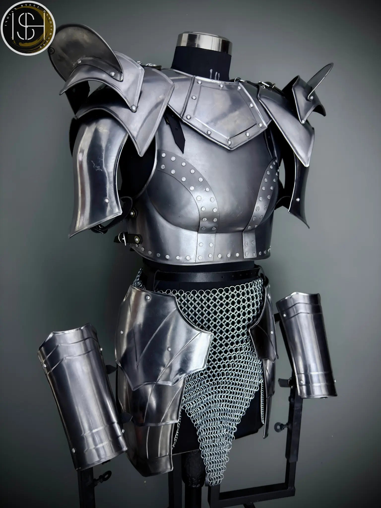 Lady Knight’s Forged Steel Armor | Mythic Medieval Ensemble for LARP Realms, SCA Events & Cosplay Journeys ✨ ISH Collection