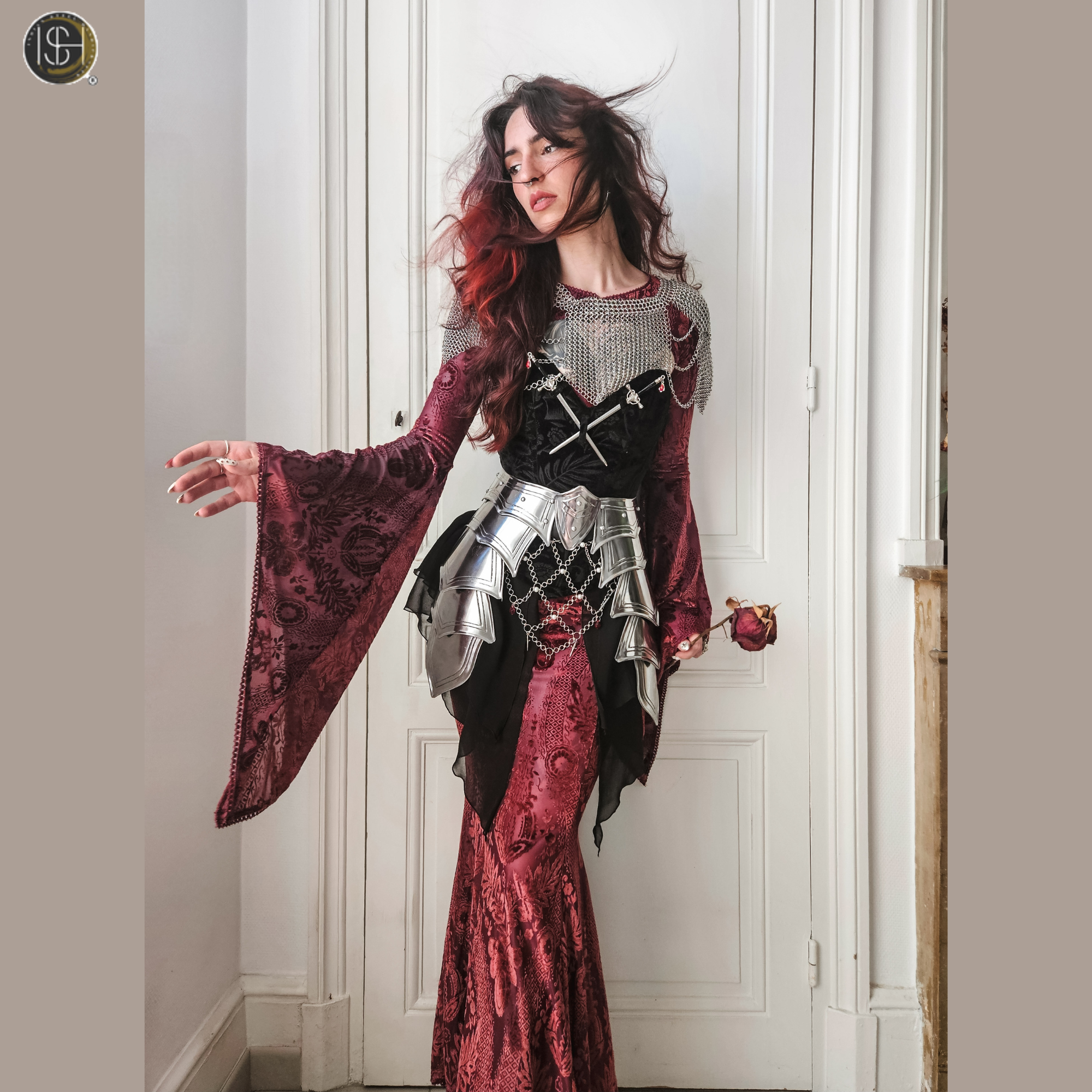 ⚔️ Women's Silver Chainmail Armor Set 🛡️ | Handmade Chainmail Top, Skirt & Armor Belt | Medieval Fantasy Cosplay | LARP Costume | Renaissance Fair Warrior Outfit