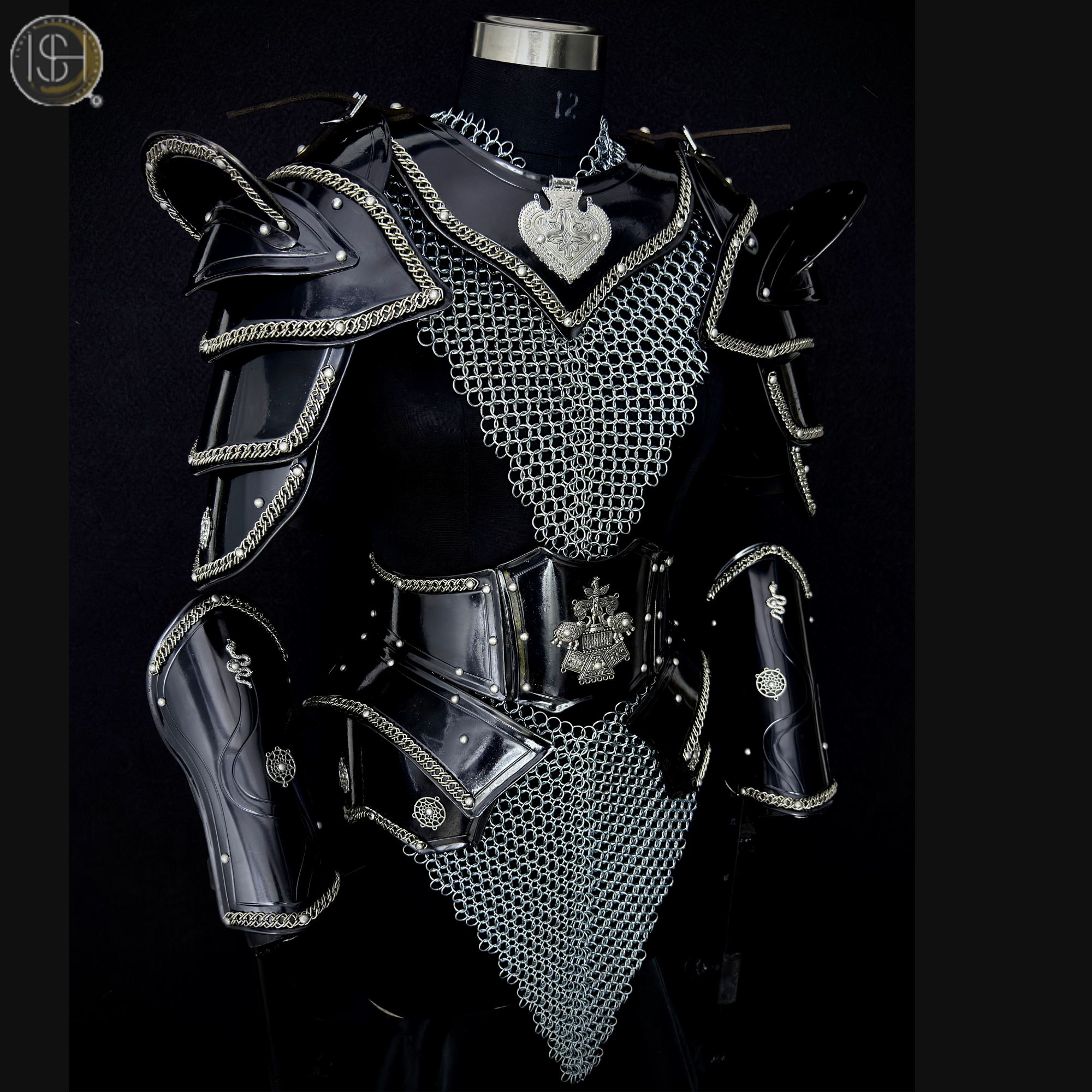 Women's Medieval Black Steel Armor Set with Chainmail Shoulders – Female Knight Costume, LARP Warrior Armor, Renaissance Battle Gear, Fantasy Cosplay Outfit
