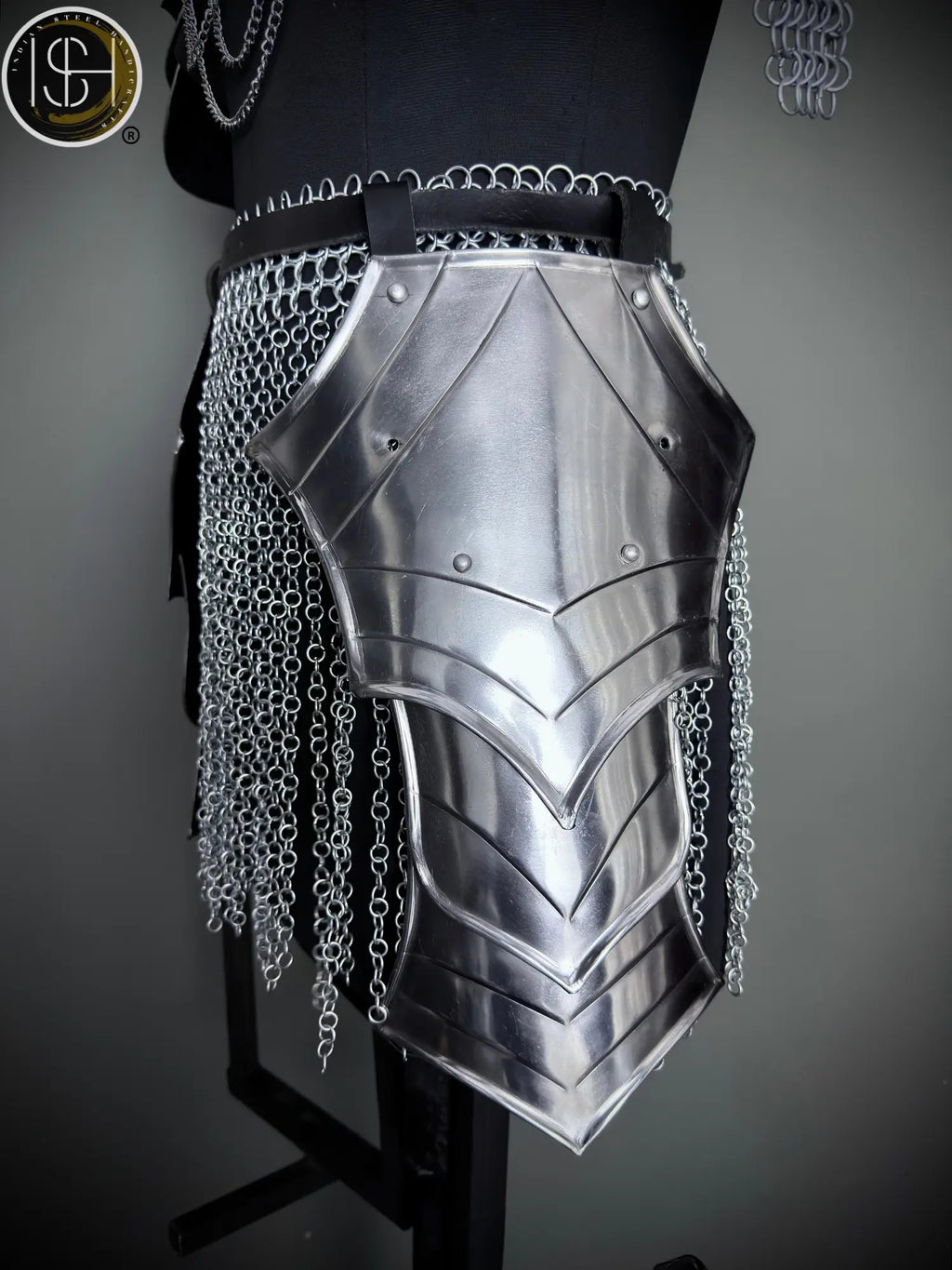 Brave Lady Knight Armor Set: Steel Medieval Cosplay – LARP SCA ⚔️✨ ISH Collection