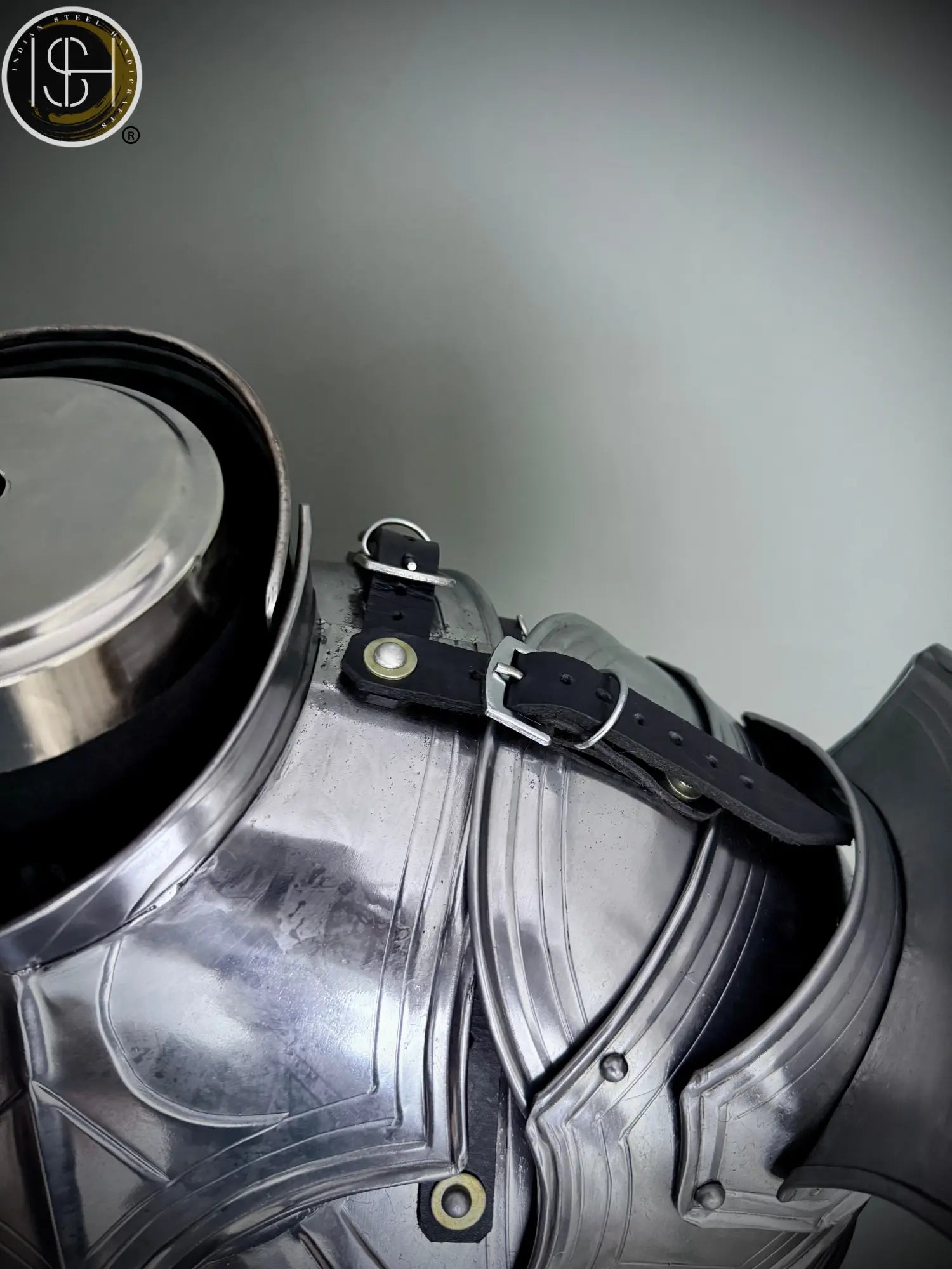 Women’s Medieval Cuirass Armor ✨🛡️ — Authentic Steel Costume for LARP & Cosplay✨🛡️ ISH Collection