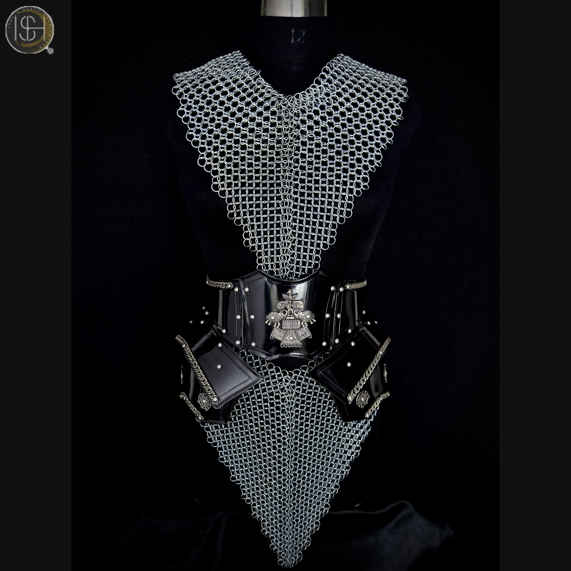 Women's Medieval Black Steel Armor Set with Chainmail Shoulders – Female Knight Costume, LARP Warrior Armor, Renaissance Battle Gear, Fantasy Cosplay Outfit