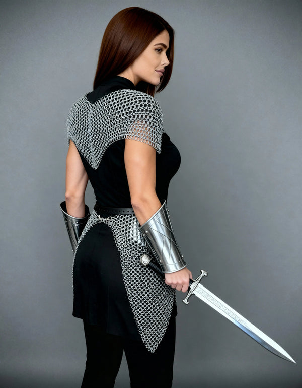 Silver Chainmail Cape Armor – Warrior Queen Edition OathboundSteel