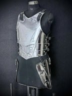 Medieval Knight Full Plate Armor Set – Engraved Steel Cuirass & Pauldrons for LARP Cosplay Medieval Armory