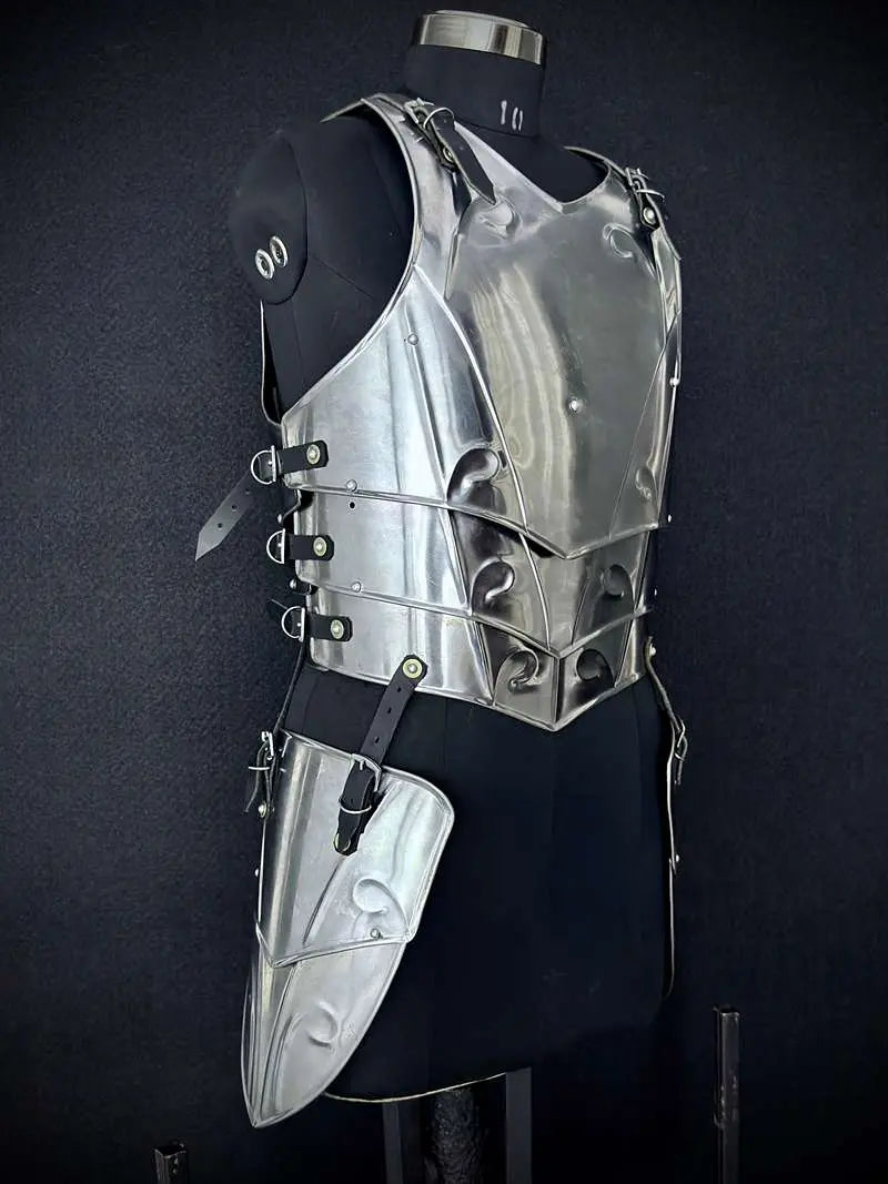 Medieval Knight Full Plate Armor Set – Engraved Steel Cuirass & Pauldrons for LARP Cosplay Medieval Armory