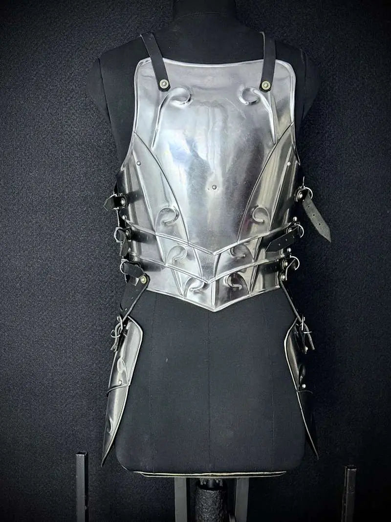 Medieval Knight Full Plate Armor Set – Engraved Steel Cuirass & Pauldrons for LARP Cosplay Medieval Armory