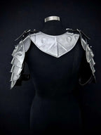 Medieval Knight Full Plate Armor Set – Engraved Steel Cuirass & Pauldrons for LARP Cosplay Medieval Armory
