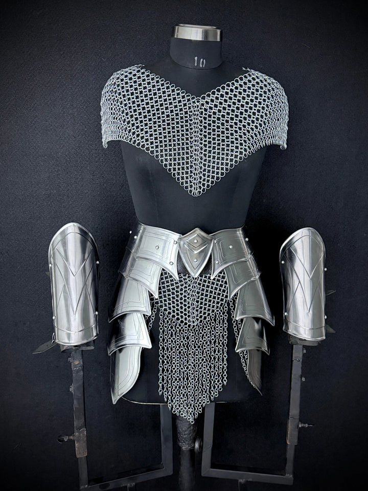 Silver Chainmail Cape Armor – Warrior Queen Edition OathboundSteel