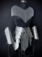 Silver Chainmail Cape Armor – Warrior Queen Edition OathboundSteel