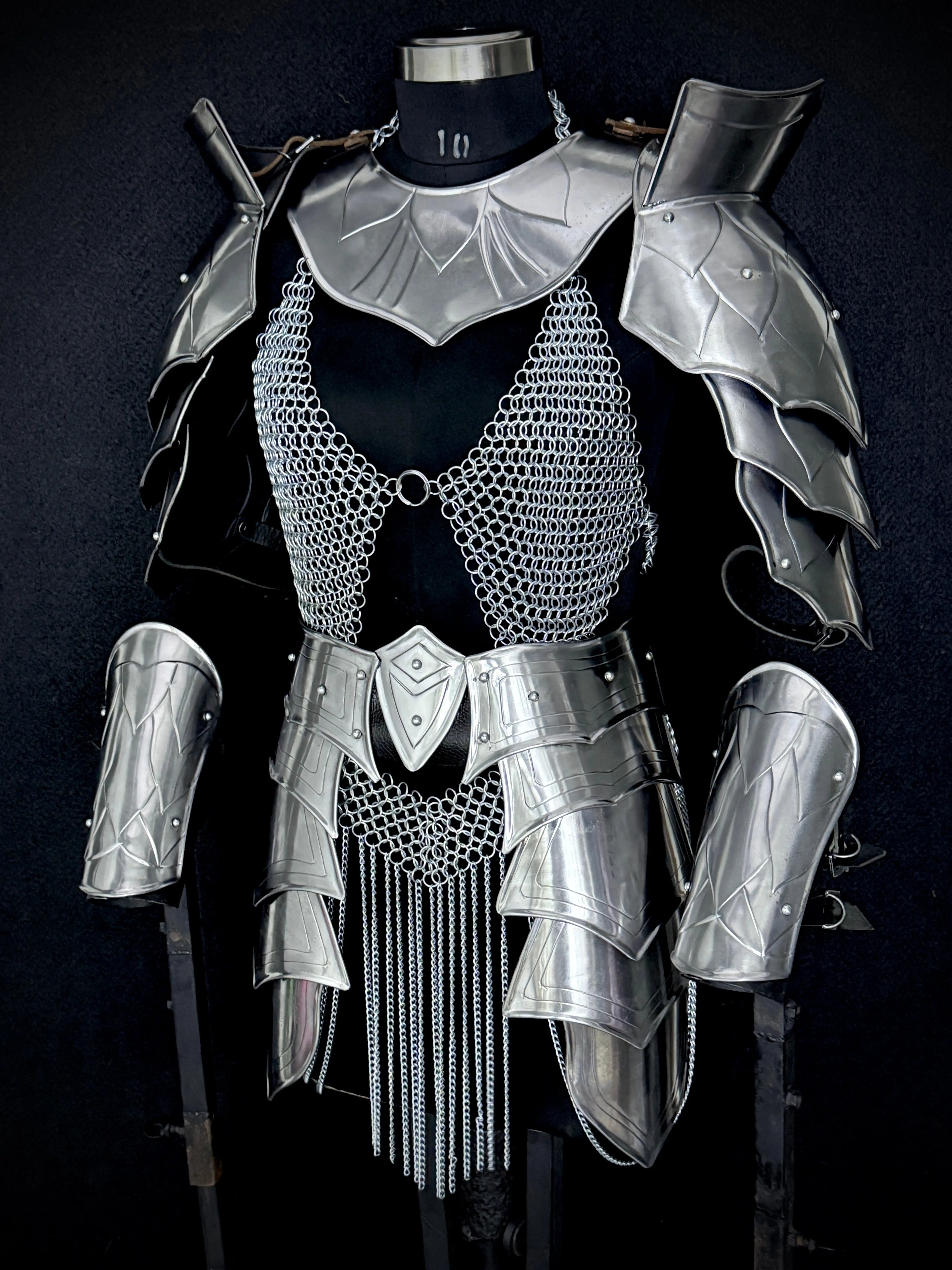 Noble Valkyrie Steel Armor – Women’s LARP Ensemble OathboundSteel