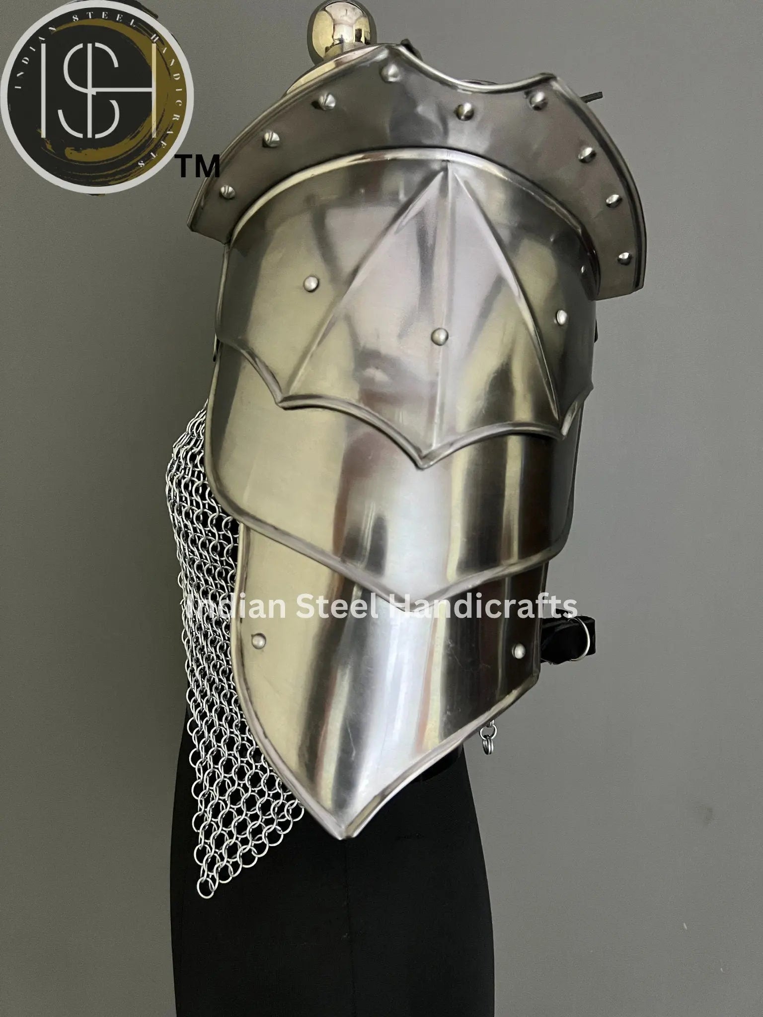 Female Knight Armor: Steel Gorget, Pouldron & Chainmail - LARP Cosplay