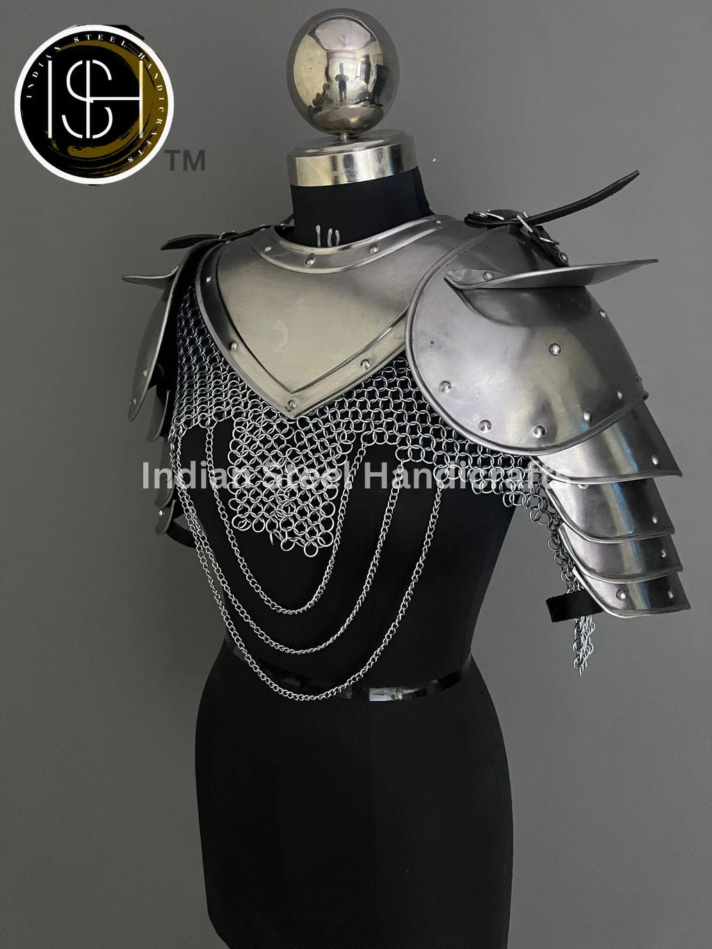 Female Knight Steel Armor: Gorget, Pouldron & Chainmail - LARP Cosplay