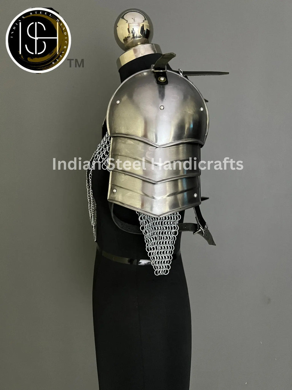 Female Knight Steel Armor: Gorget, Pouldron & Chainmail - LARP Cosplay