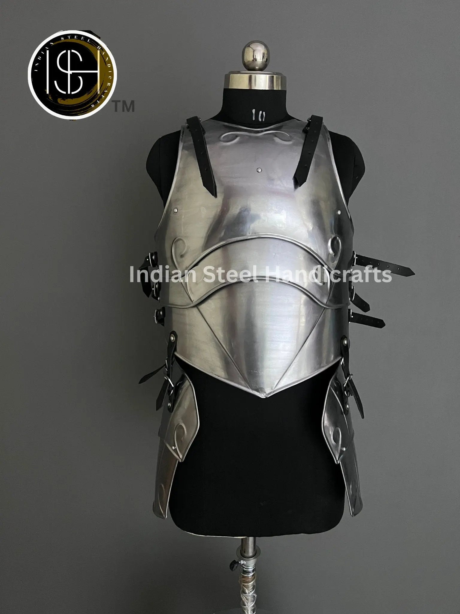 Steel Female Knight Armor: Medieval LARP Cosplay Costume