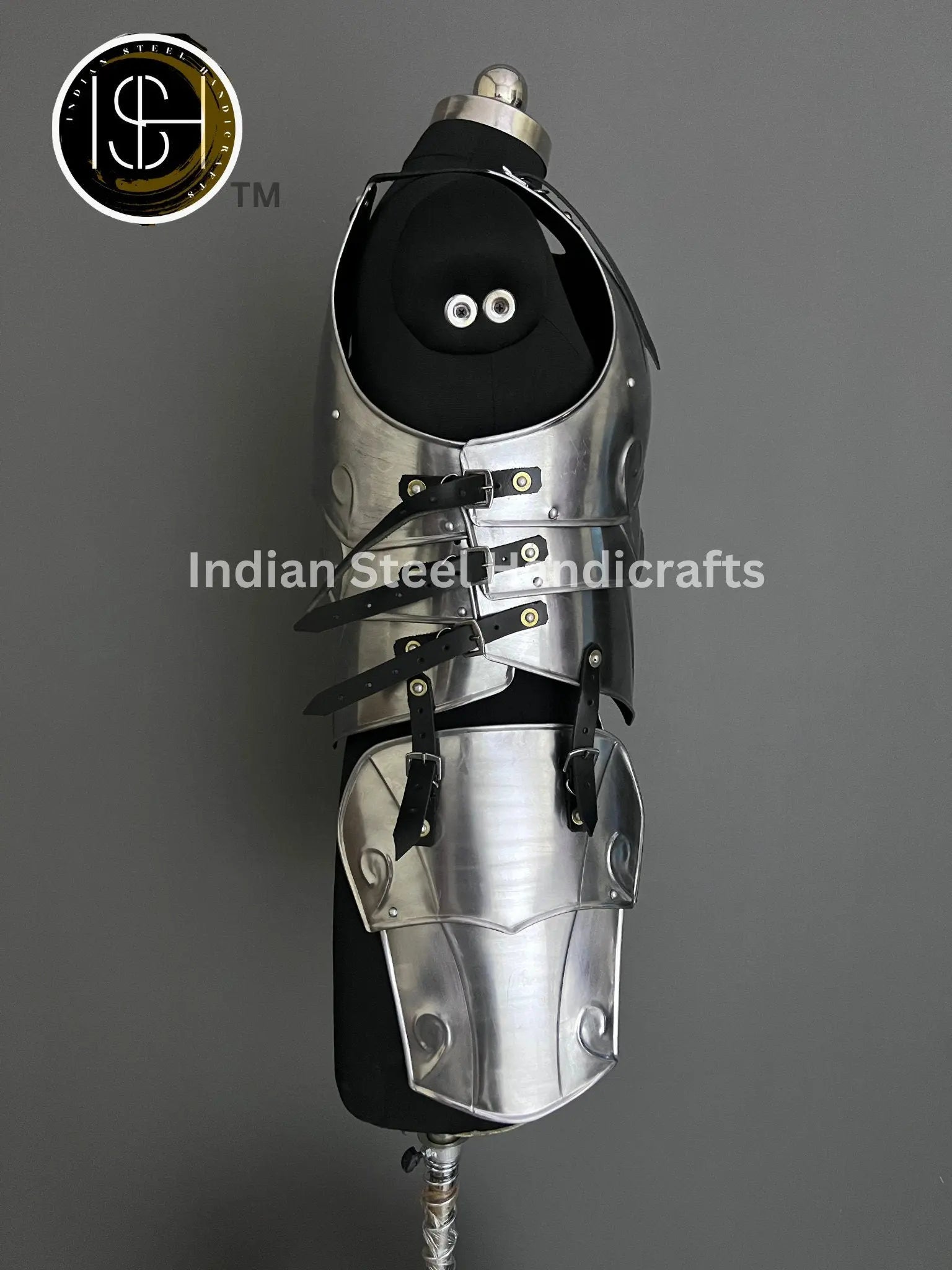 Steel Female Knight Armor: Medieval LARP Cosplay Costume