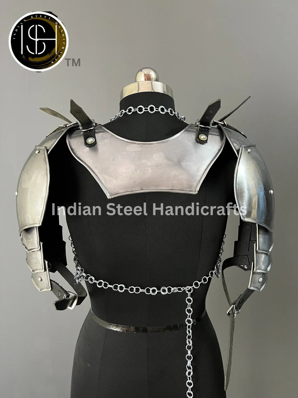Knight Brave Female Armor, Gorget Pouldron Armor, Chaianmail Armor,Cosplay Armor, Sca Armor, Larp Armor, Gifts for Women. ISH Collection