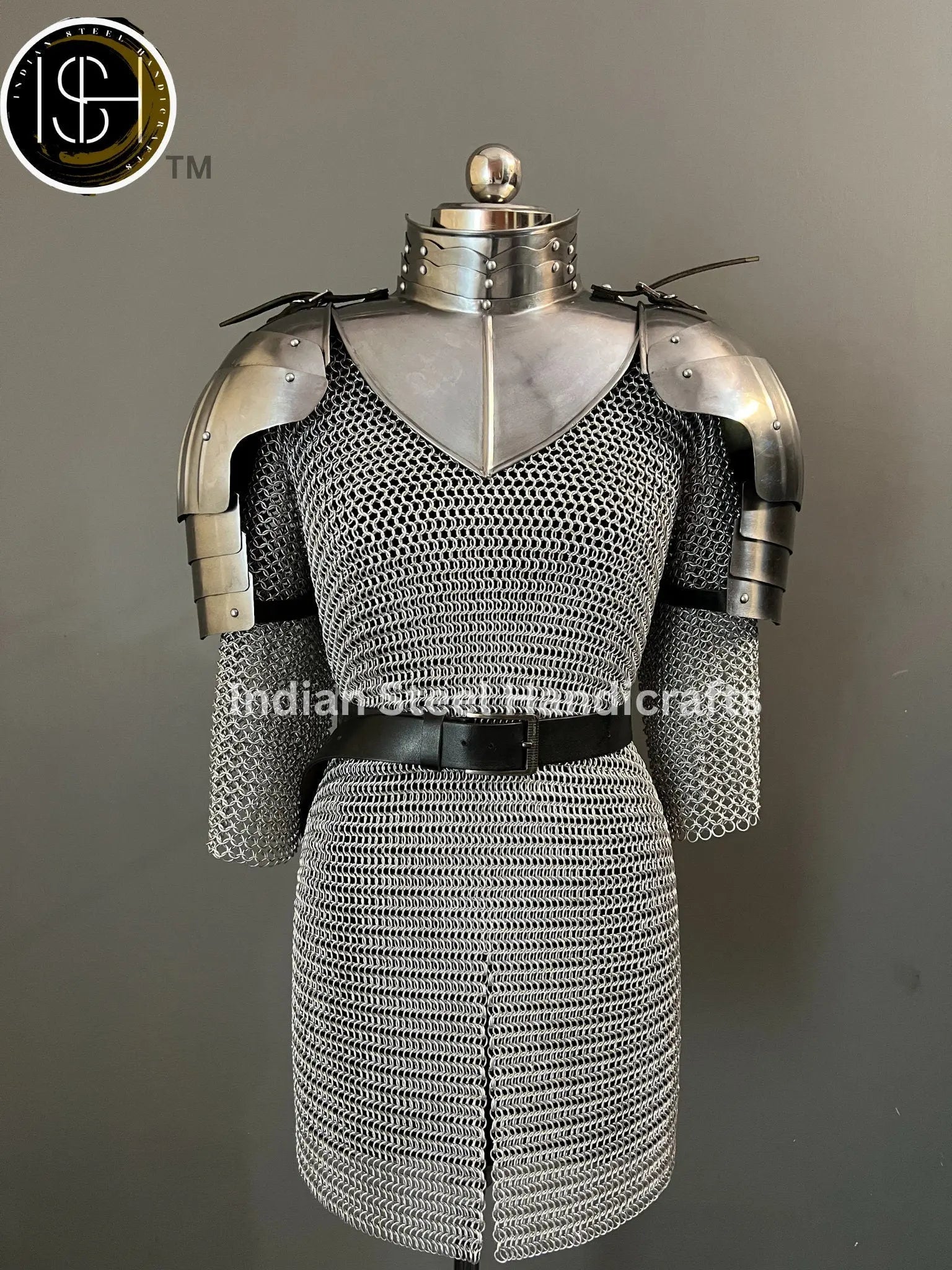 Knight Brave Female Armor, Gorget Pouldron Armor, Chaianmail Armor,Cosplay Armor, Sca Armor, Larp Armor, Gifts for Women. ISH Collection