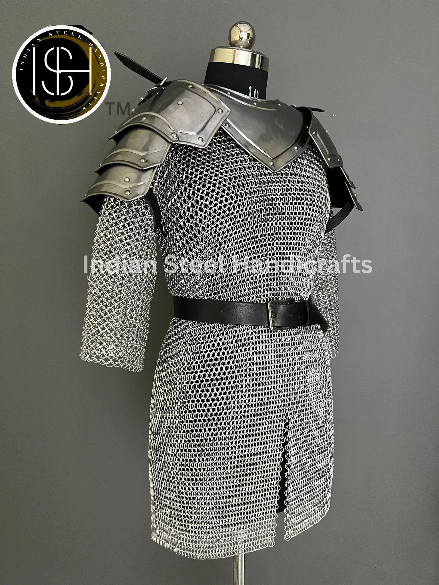 Female Knight Armor: Steel Gorget, Pouldron & Chainmail - LARP Cosplay
