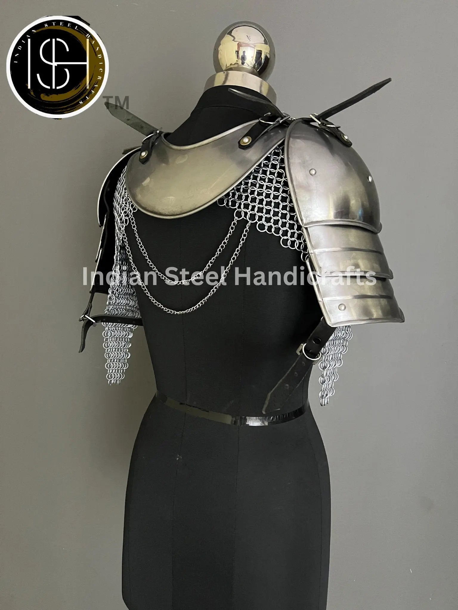 Female Knight Steel Armor: Gorget, Pouldron & Chainmail - LARP Cosplay