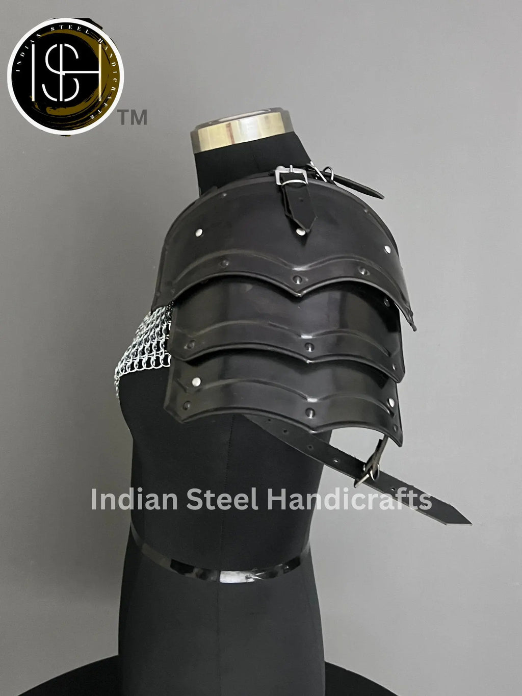 Female Knight Armor: Steel Gorget & Pouldron, Chainmail Top - LARP Cosplay