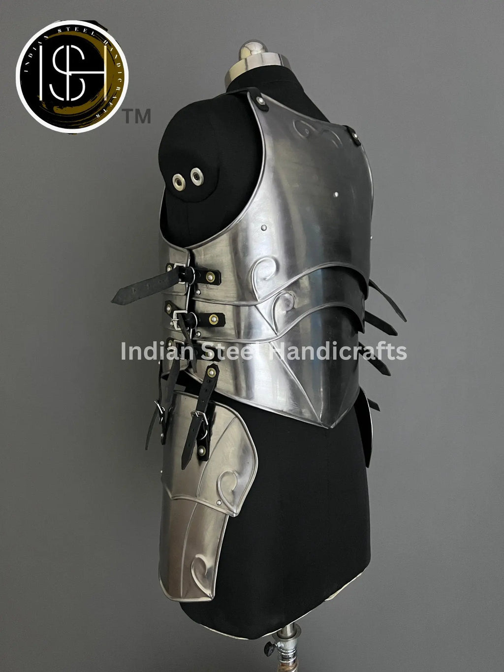 Steel Female Knight Armor: Medieval LARP Cosplay Costume