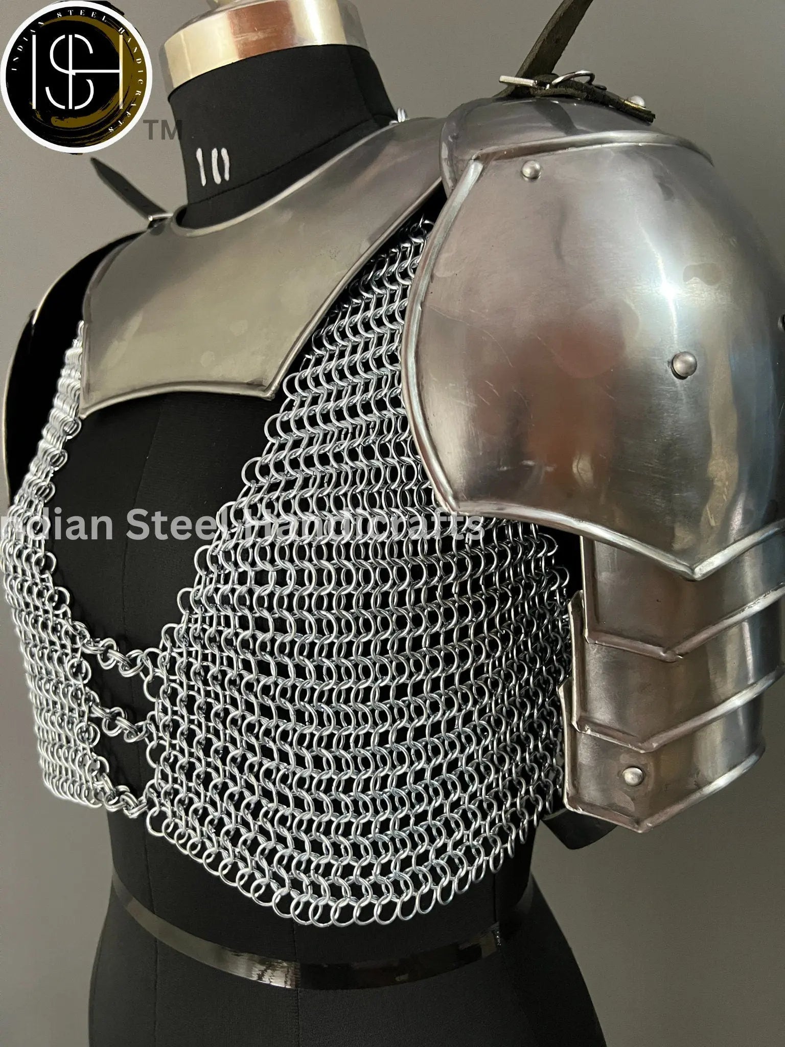 Knight Brave Female Armor, Gorget Pouldron Armor, Chaianmail Armor,Cosplay Armor, Sca Armor, Larp Armor, Gifts for Women. ISH Collection