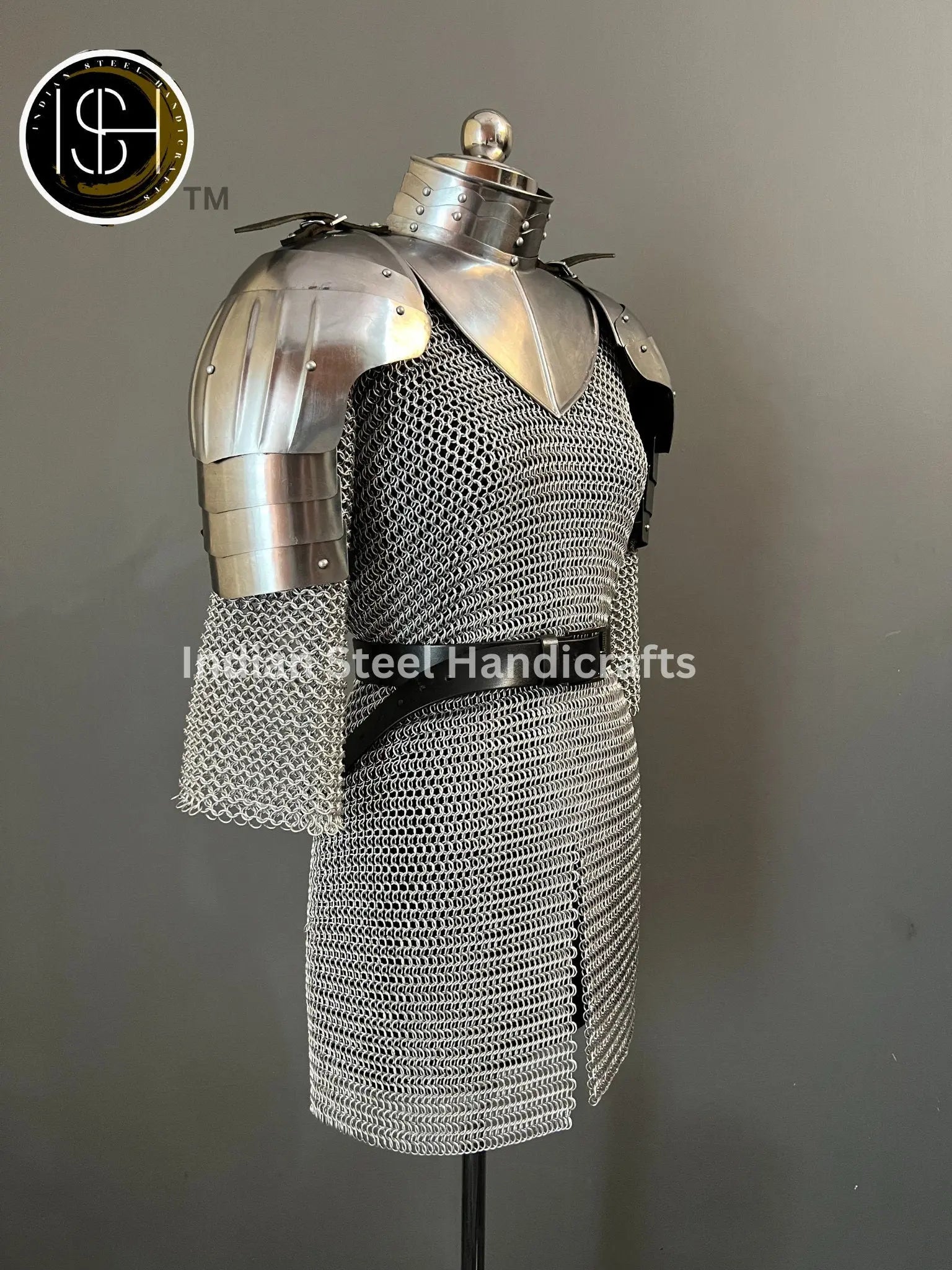 Female Knight Steel Chainmail Armor: Gorget & Pouldron Set, LARP SCA Cosplay