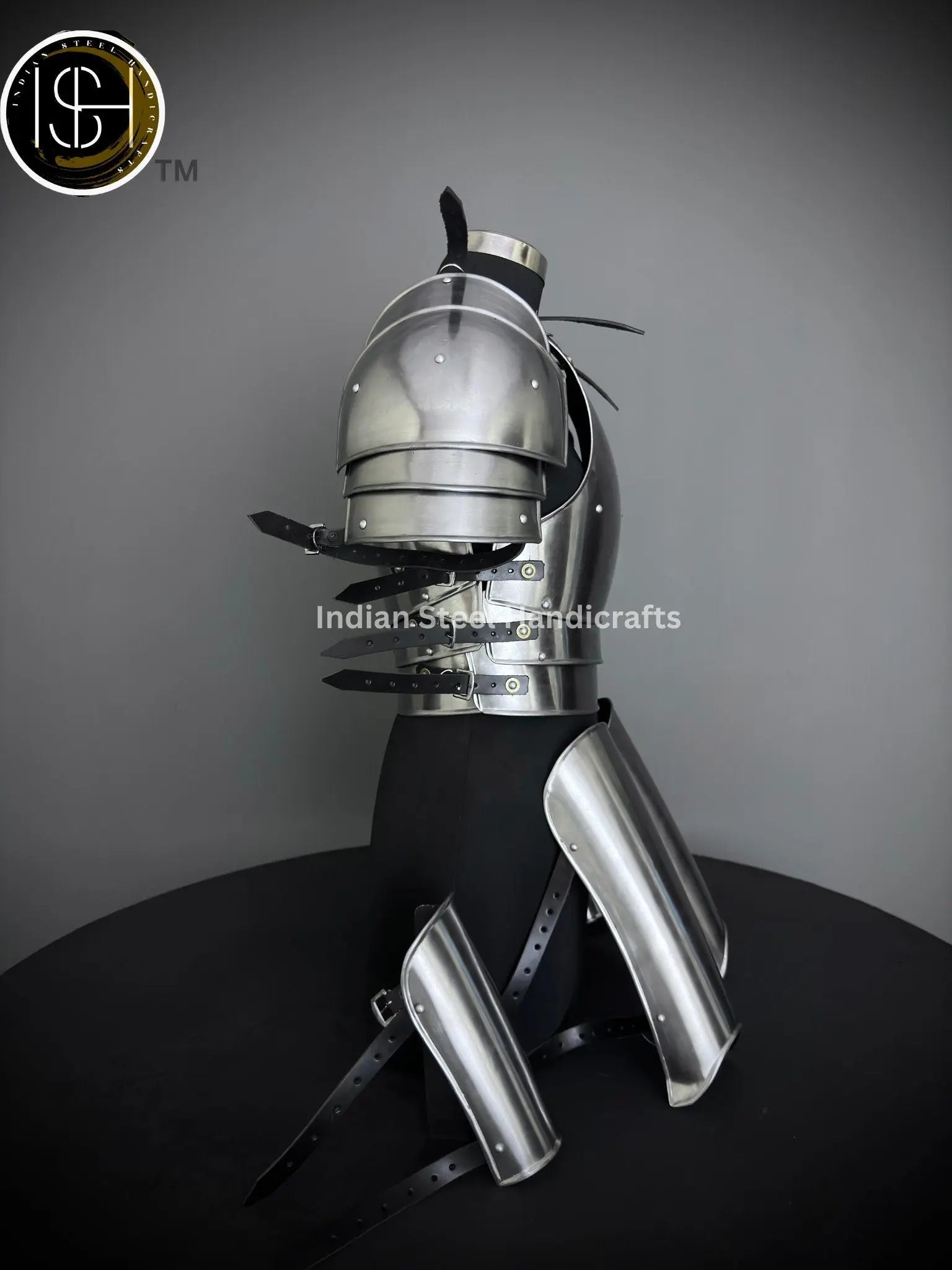 Steel Lady Knight Armor: Medieval LARP Cosplay Costume