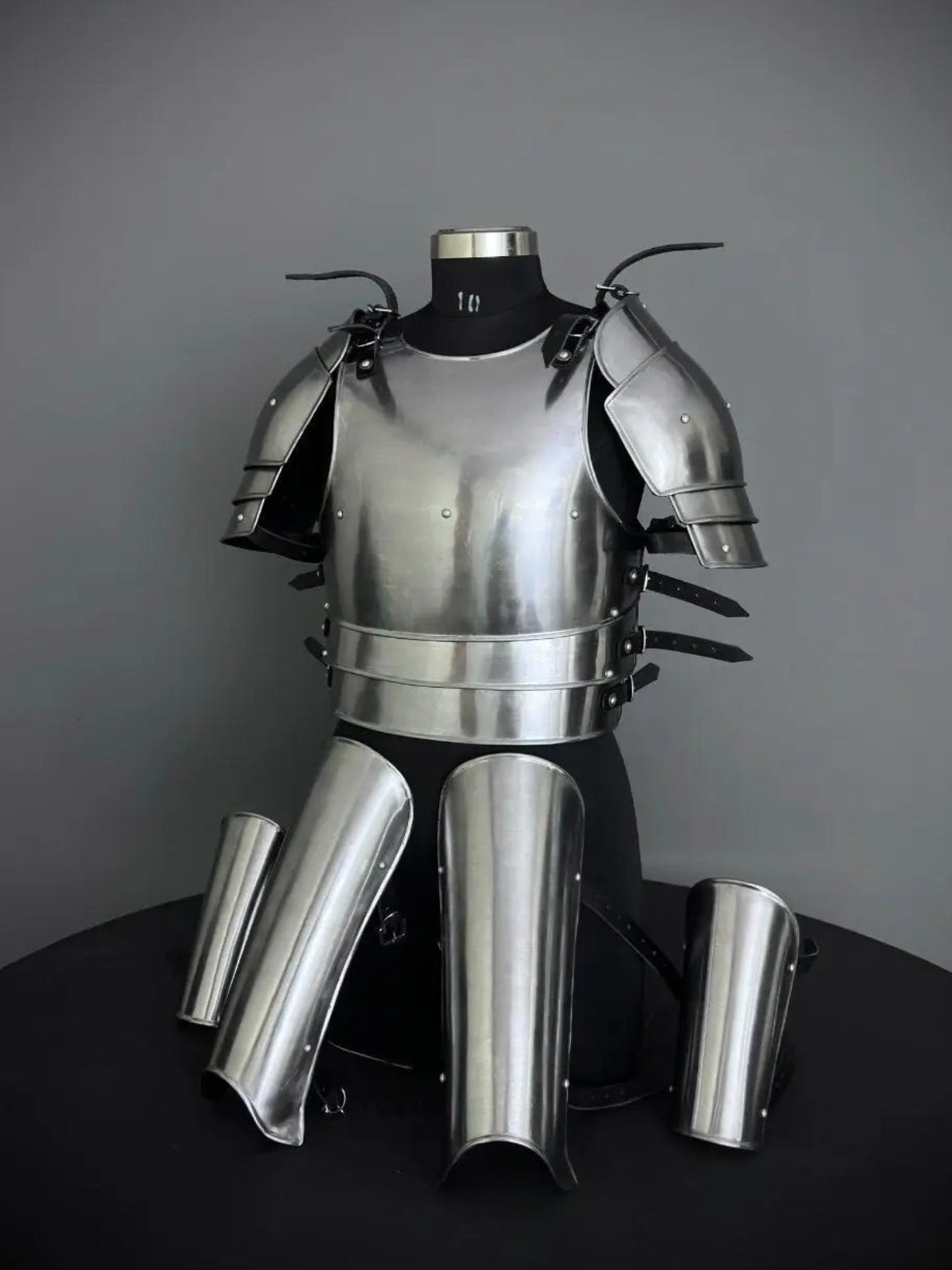 Pouldron armor, gorget armor, shoulder armor, knight armor, larp armor , medieval armor, fantasy armor, gift for her, gift for him, sca armor, cosplay armor, armor for sale, cosplay clothing, chainmale armor, corset armor