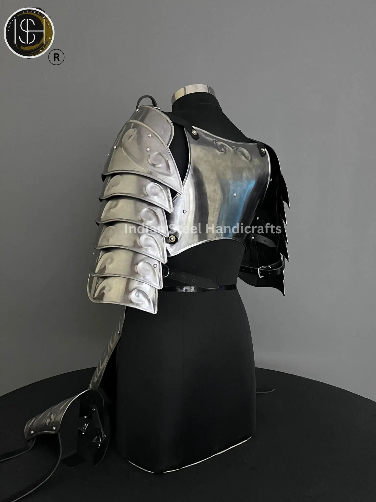 Medieval Knight Lady Armor: Steel Female Costume - LARP Cosplay