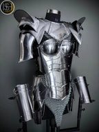 Brave Lady Knight Armor – Medieval Fantasy Costume for Cosplay & LARP Events.
