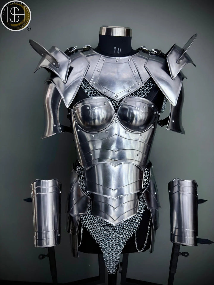 Brave Lady Knight Armor – Medieval Fantasy Costume for Cosplay & LARP Events.
