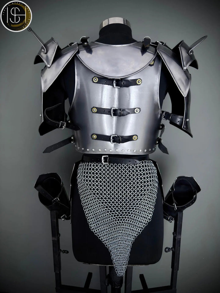 Medieval Women's Knight Armor Set: SCA LARP Cosplay Costume