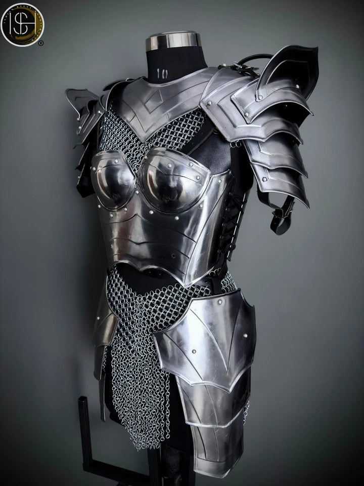 Brave Lady Knight Armor, Breast Armor, Medieval Fantasy Costume for Cosplay & LARP Events.