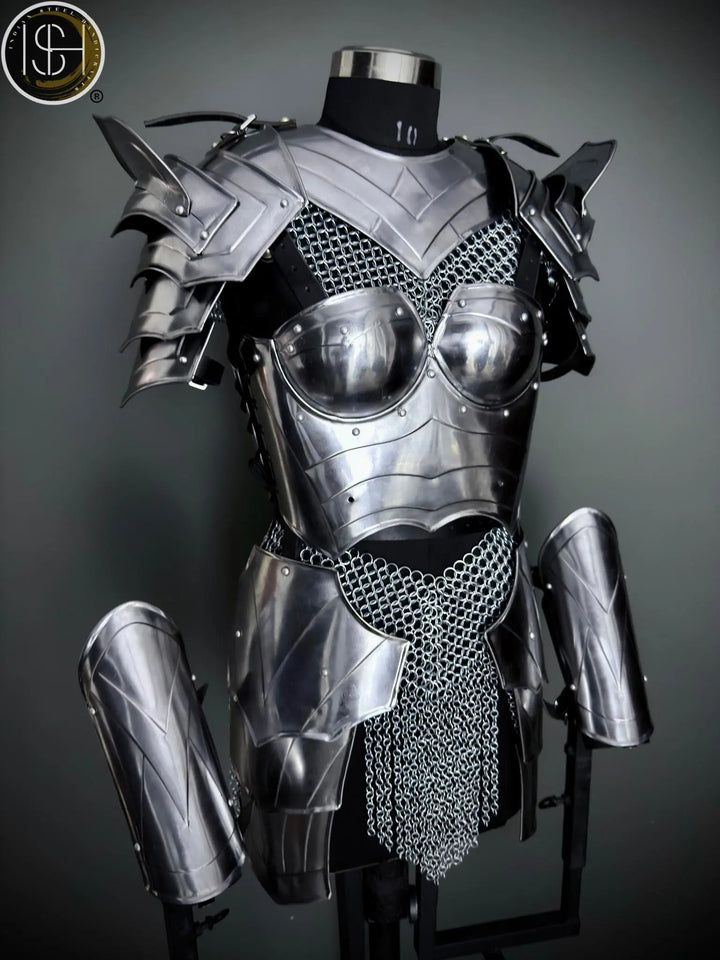 Brave Lady Knight Armor, Breast Armor, Medieval Fantasy Costume for Cosplay & LARP Events.