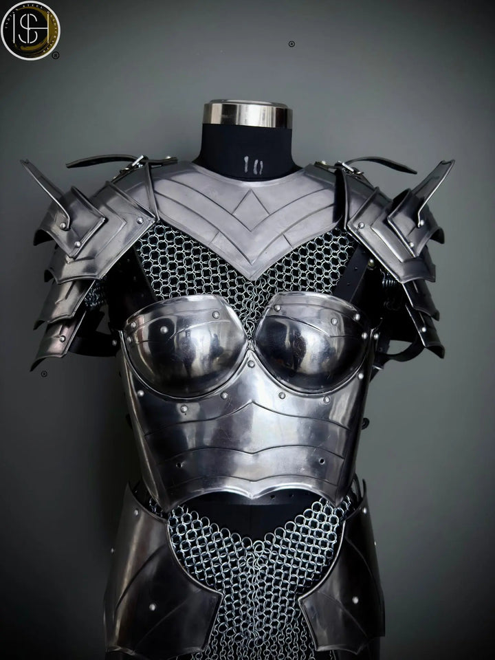 Brave Lady Knight Armor, Breast Armor, Medieval Fantasy Costume for Cosplay & LARP Events.