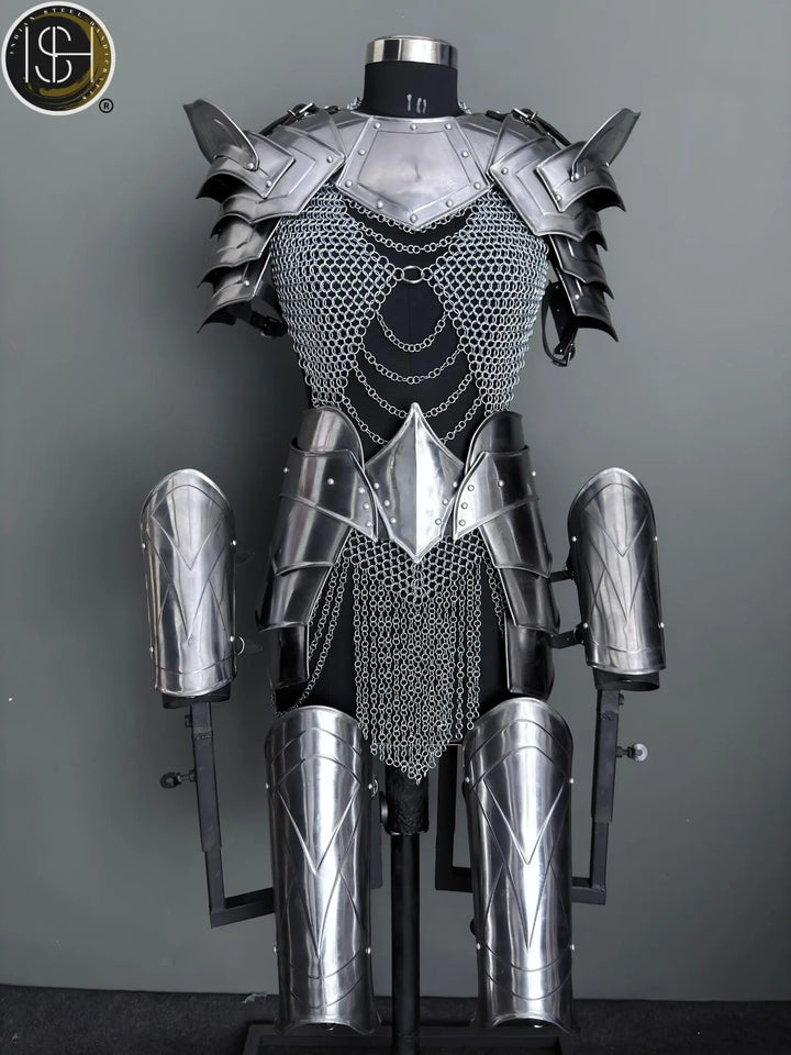 Brave Lady Medieval Cuirass Armor: Steel Chainmail Cosplay - LARP SCA