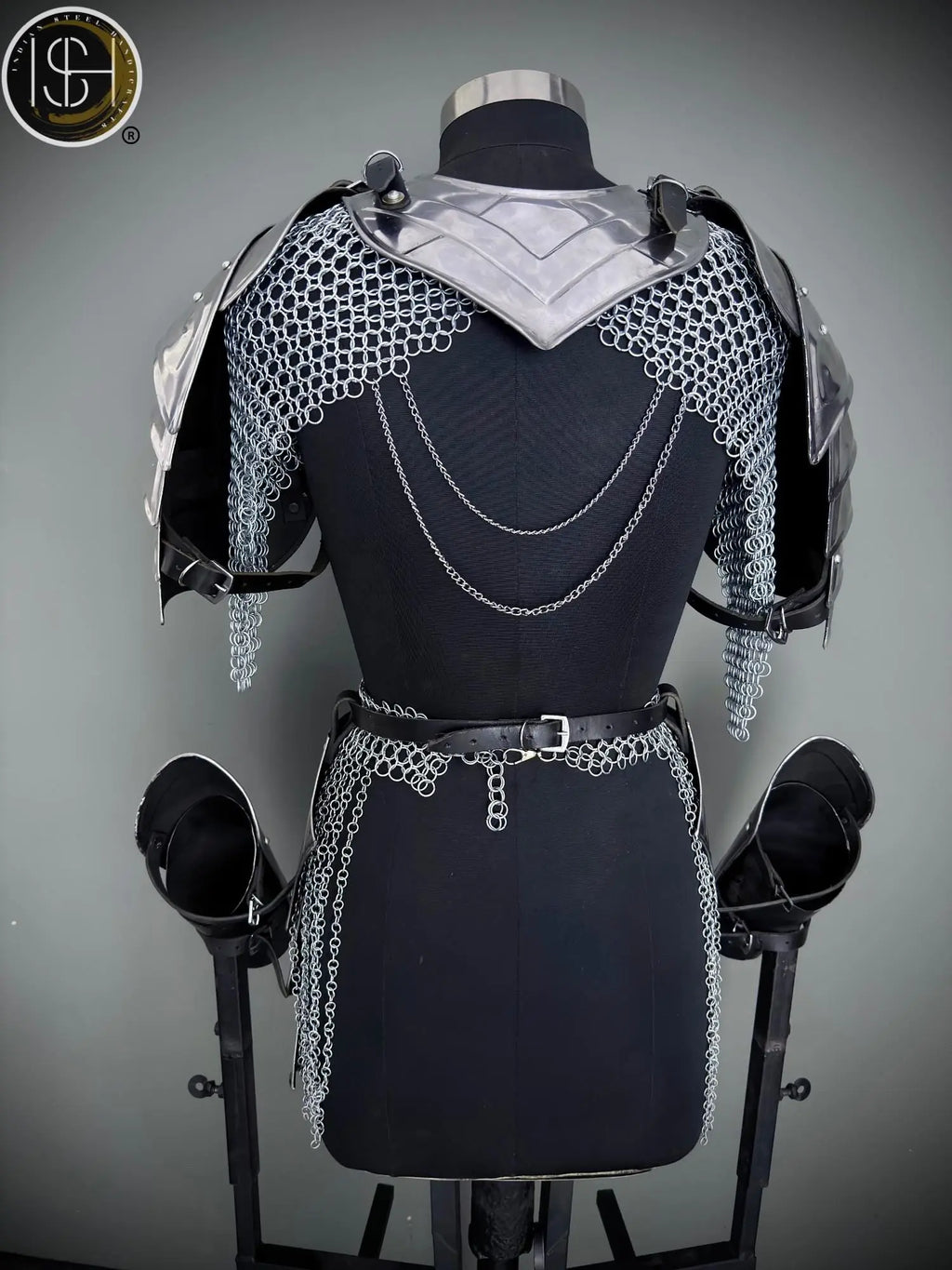 Brave Lady Knight Armor Set: Steel Medieval Cosplay - LARP SCA