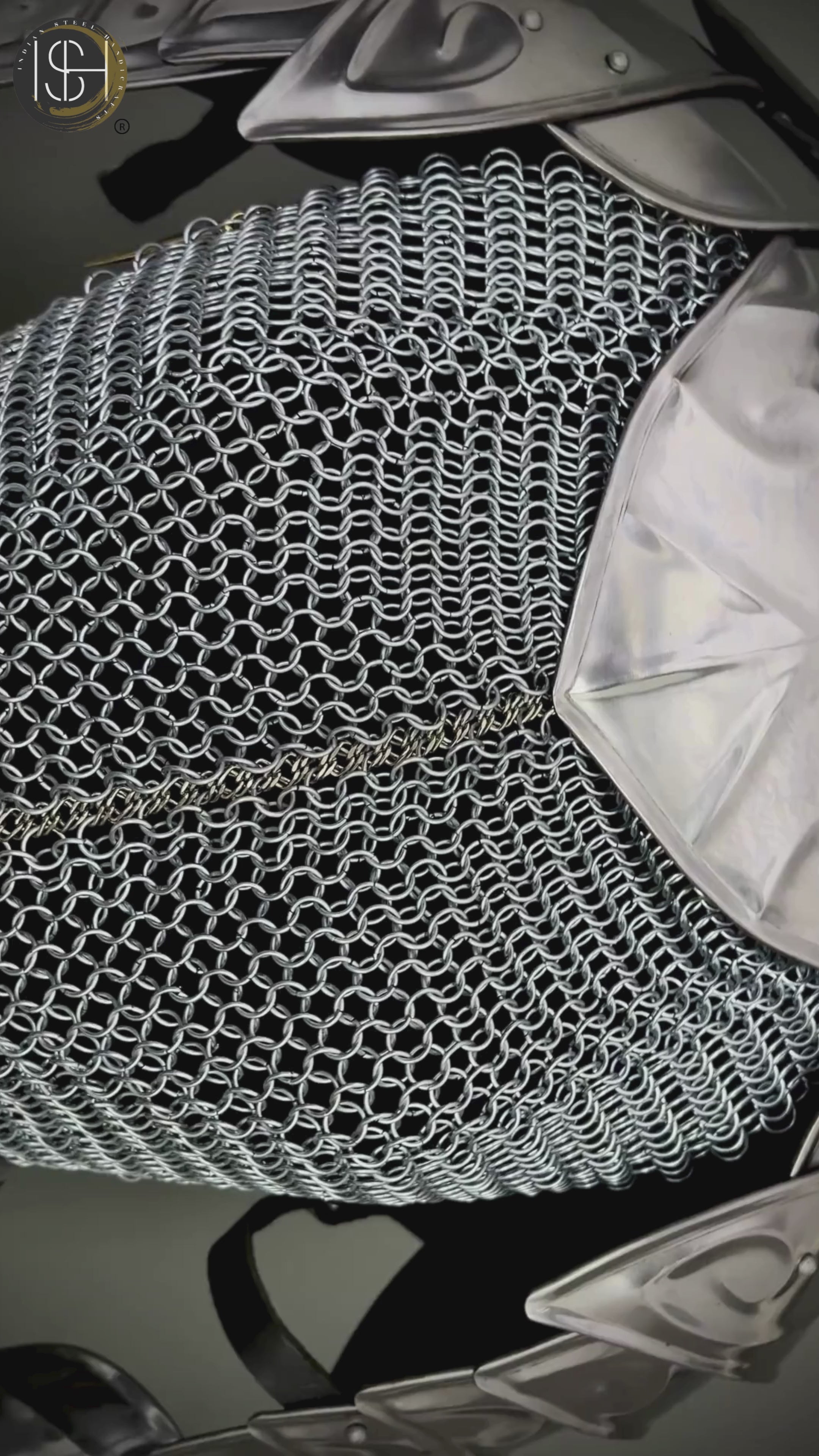 Handcrafted Steel Chainmail Armor Set – Knight’s Hauberk with Pauldrons & Arm Guards for Cosplay & LARP
